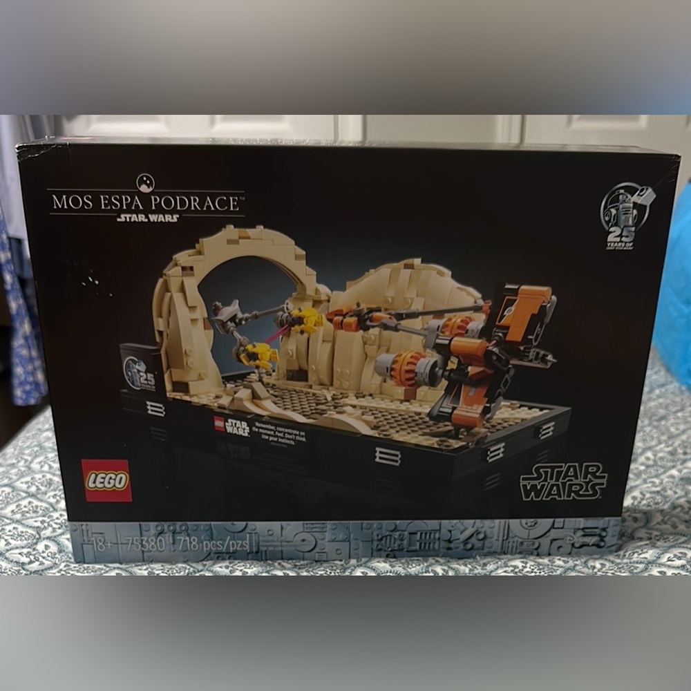 LEGO Mos Espa Podrace Star Wars Building Set for Creative Construction